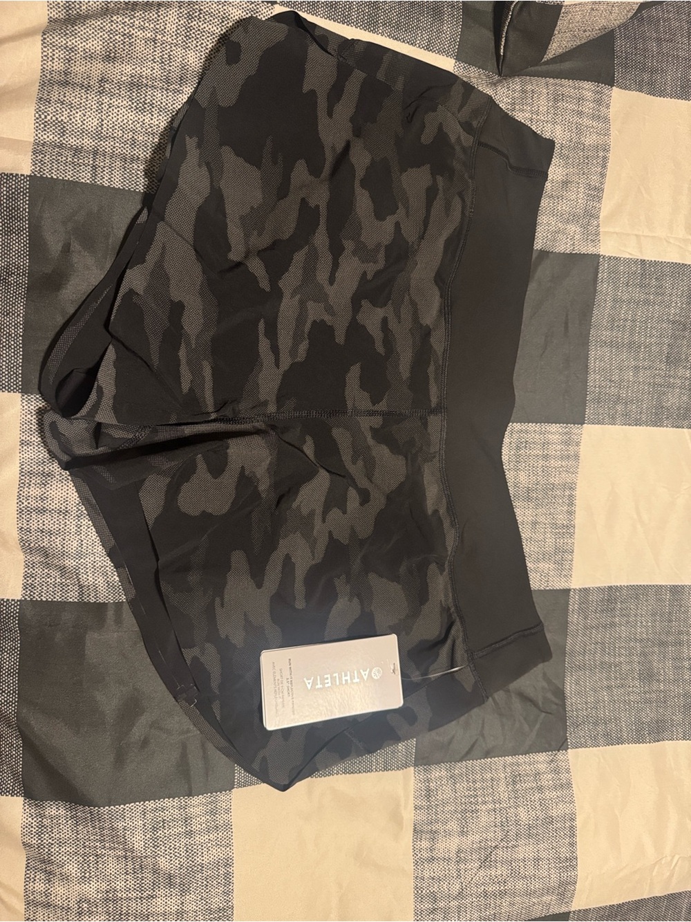 Athleta Black Camo Performance High-Waist Shorts NWT